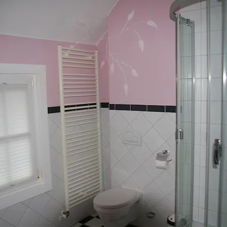 Gaestehaus No. 3 3* زيمرن