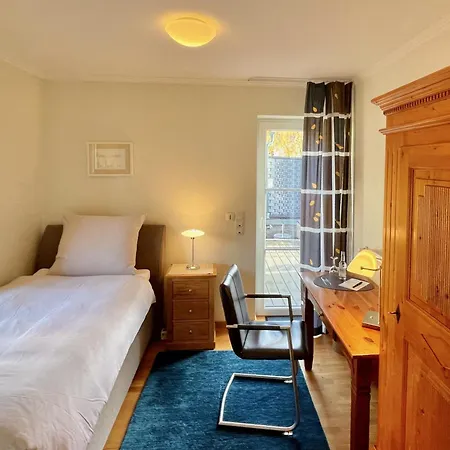 Gaestehaus No. 3 3* زيمرن