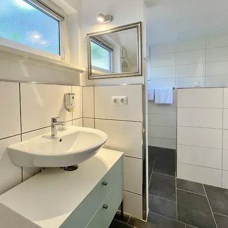 Gaestehaus No. 3 بيت ريفي 3*