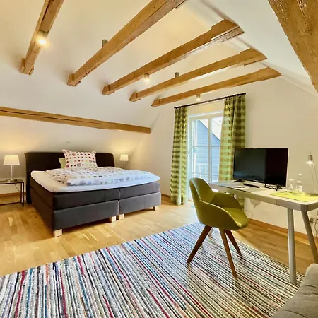 Gaestehaus No. 3 بيت ريفي 3*