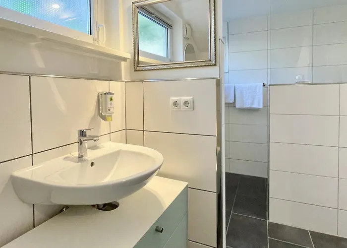 Gaestehaus No. 3 بيت ريفي 3*